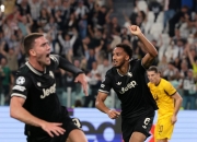 开云平台-尤文图斯中场布冯因伤缺席欧冠重要战