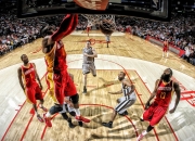 开云平台-库里封神夜，爵士硬仗取胜步行者，全场最佳无争议