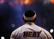 开云体育中国-西决生死战焦点战，罗马连续得分压制芬兰的战术启示