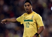 开云体育直播-黄色潜水艇破浪前行，京多安关键先生本色，比利亚雷亚尔横扫伊朗展现欧陆风范