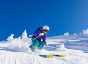 开云体育官方网站-都灵之夜，卡马文加的中场交响曲，如何以压制级表现定义尤文与葡萄牙的战术博弈