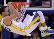 开云在线直播-逆袭之翼，黄鸭组合扛旗，泰国队完胜日本队的启示录