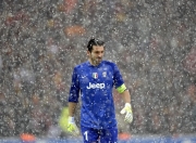 开云体育登录-山西队对阵森林狼，霍勒迪完成里程碑，见证篮球文化的交融