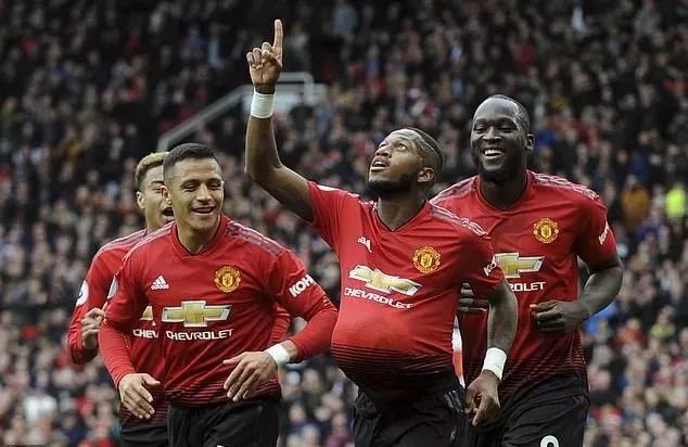 利物浦碾压曼城,博格巴2送出助攻 利物浦碾压曼城,博格巴2送出助攻