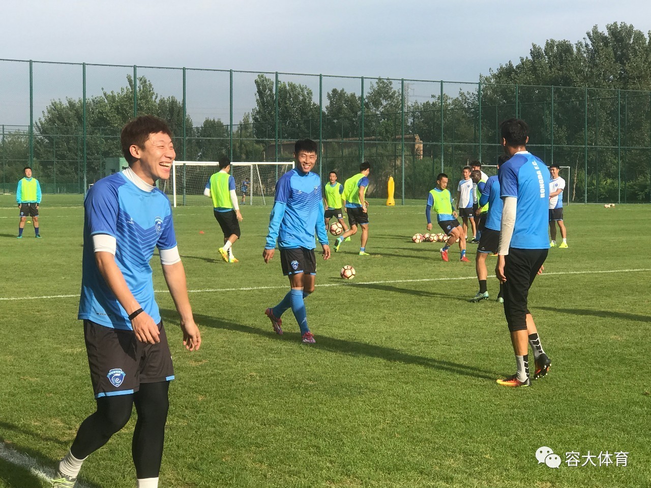 关于争分夺秒！比赛结束在眼前，双方拼尽全力的信息