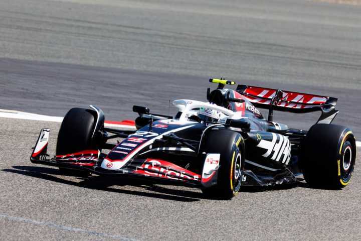 梅赛德斯逆转红牛二队,拉塞尔点燃赛场 梅赛德斯逆转红牛二队,拉塞尔点燃赛场