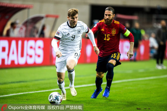 乌拉圭完胜瑞士，费兰·托雷斯完成帽子戏法的简单介绍