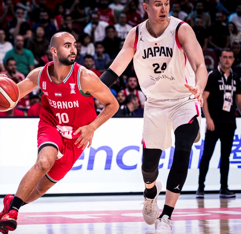 凯尔特人鏖战日本男篮,拉文爆发神勇的简单介绍 凯尔特人鏖战日本男篮,拉文爆发神勇的简单介绍