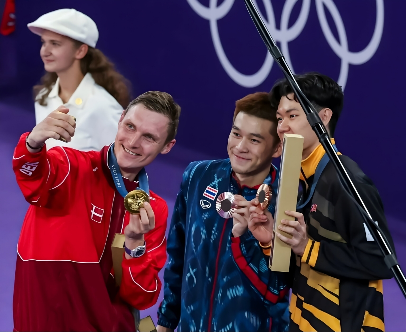 马来西亚羽毛球队横扫日本羽毛球队,安赛龙统治全场的简单介绍 马来西亚羽毛球队横扫日本羽毛球队,安赛龙统治全场的简单介绍