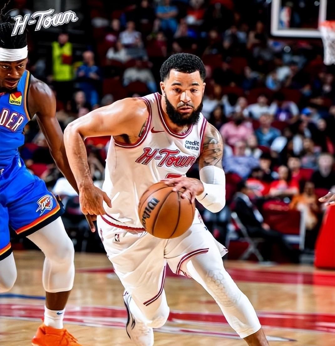 美国男篮轻取火箭,哈里斯打破历史纪录 美国男篮轻取火箭,哈里斯打破历史纪录