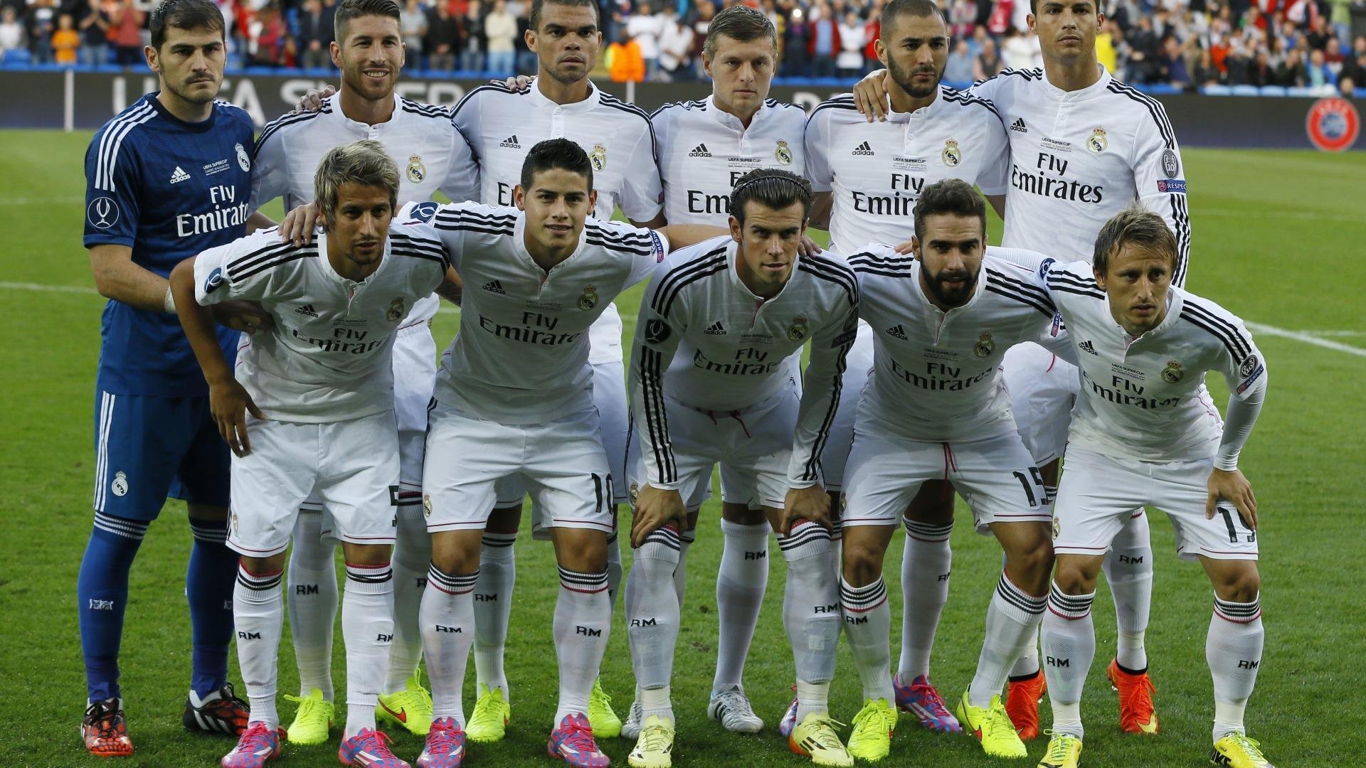 跨界传奇,雄鹿险胜深圳之夜,杰伦·格林欧冠接管启示录