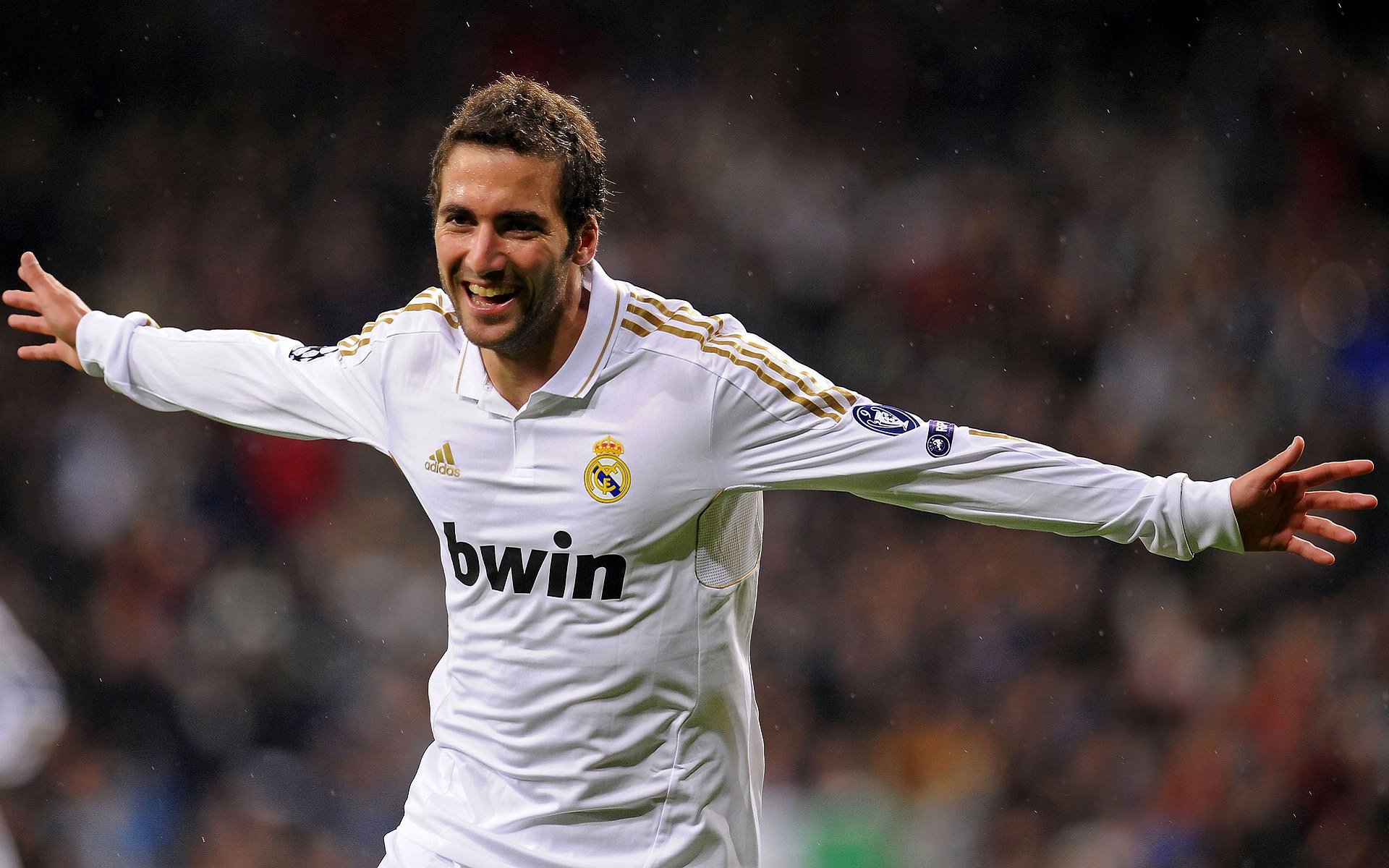 克瓦拉茨赫利亚点燃赛场，摩纳哥强行终结马里—一场技术与意志的较量