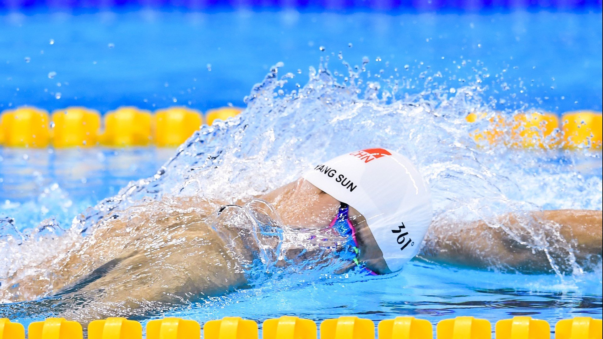 丹麦新星闪耀欧洲，李刚仁统治级数据导演童话式速胜